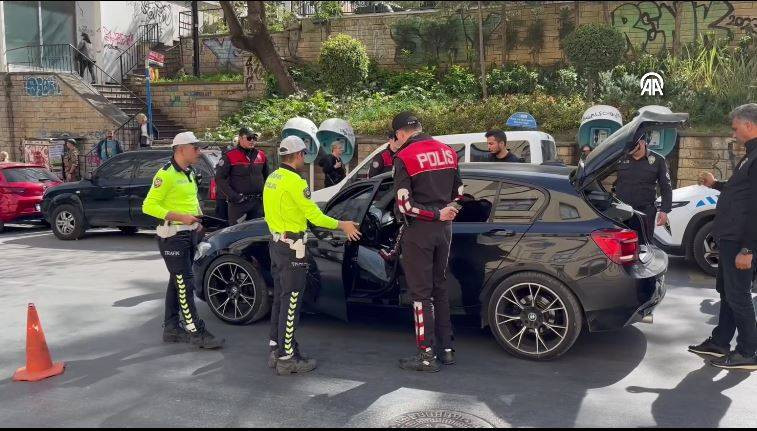 İstanbul'da helikopter destekli huzur uygulaması - Resim: 12